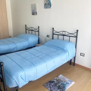 https://kerom16-la-tua-casa-a-napoli.hotels-amalfi.com